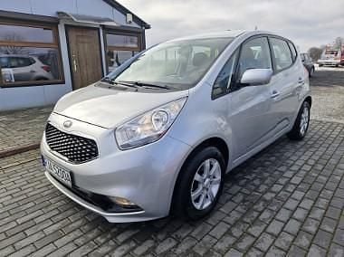 Używany Kia Venga 125 KM (91 kW) 2015 Srebrny Hatchback