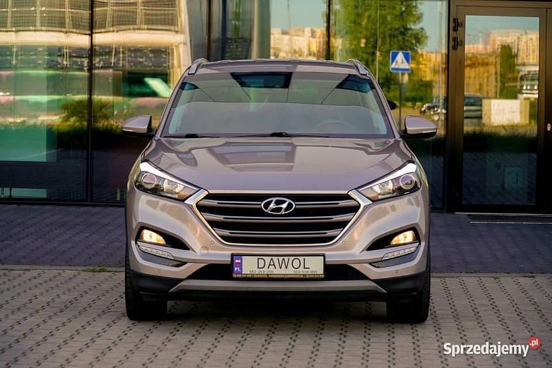 Złoty Używany 2017 Hyundai Tucson Style SUV | 58 500 zł (Uczciwa cena) - Obraz 1/4