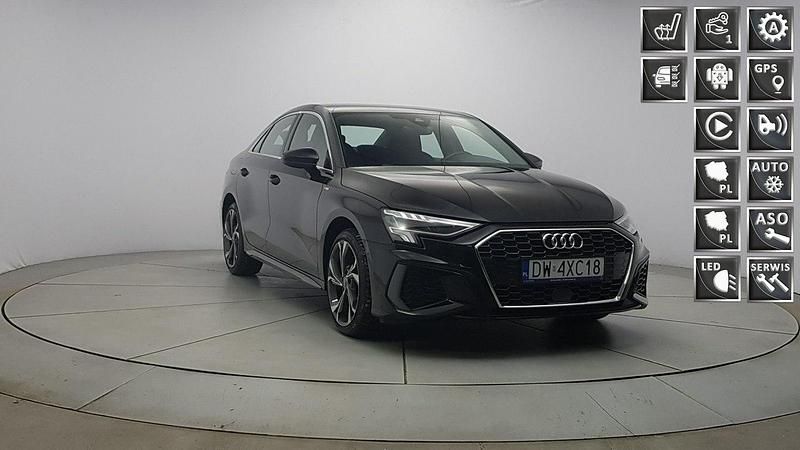 Używany Audi A3 S-Line 150 KM (110 kW) 2023 Czarny Sedan/Limuzyna
