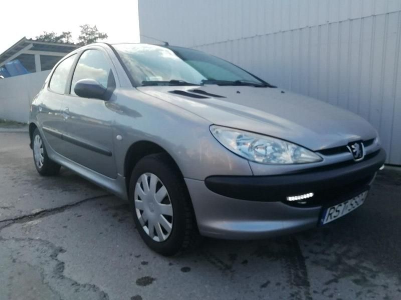 Szary (metalik) Używany 2004 Peugeot 206 Hatchback | 5500 zł - Obraz 1/1
