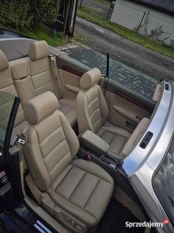 Niebieski Używany 2003 Audi A4 Cabriolet S-Line Kabriolet | 16 900 zł - Obraz 1/4