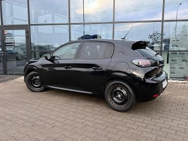 Używany Peugeot 208 Allure 102 KM (75 kW) 2020 Czarny Hatchback