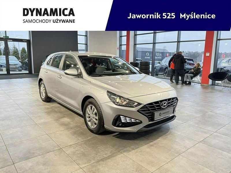 Srebrny Używany 2022 Hyundai i30 Classic Hatchback | 58 900 zł (Uczciwa cena) - Obraz 1/3