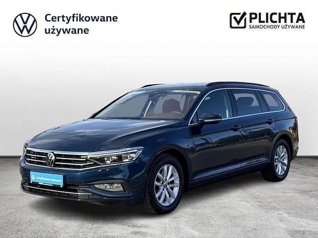 Używany 2022 VW Passat Kombi | 82 900 zł (Drogi) - Obraz 1/4