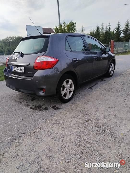 Używany 2011 Toyota Auris | 29 900 zł (Uczciwa cena) - Obraz 1/4