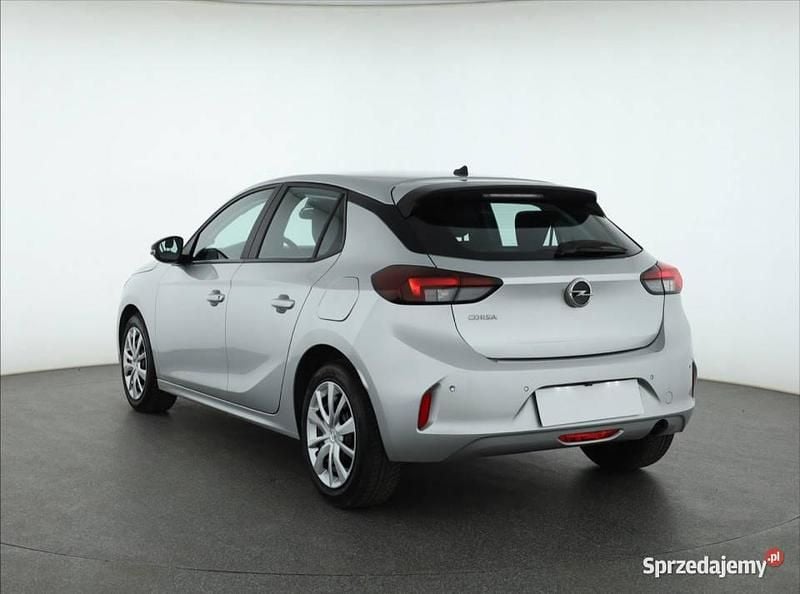 Używany Opel Corsa 2023 Srebrny Hatchback