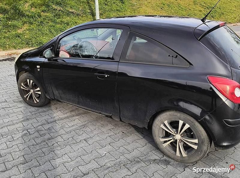 Używany Opel Corsa 2010 Czarny Hatchback