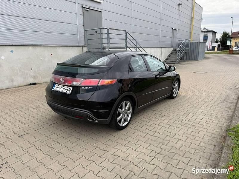Używany 2007 Honda Civic Hatchback | 10 600 zł (Dobra cena) - Obraz 1/4