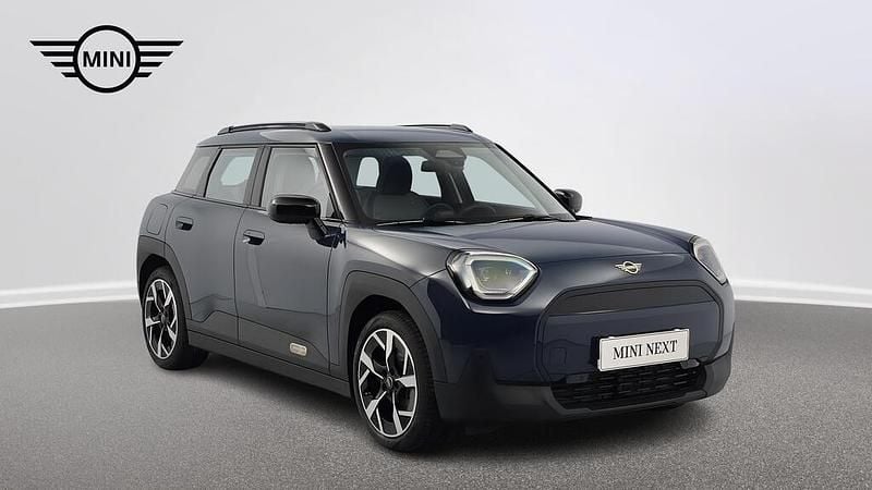 Indigo sunset blue metalizowany Używany 2024 Mini Aceman SUV | 137 900 zł (Dobra cena) - Obraz 1/4