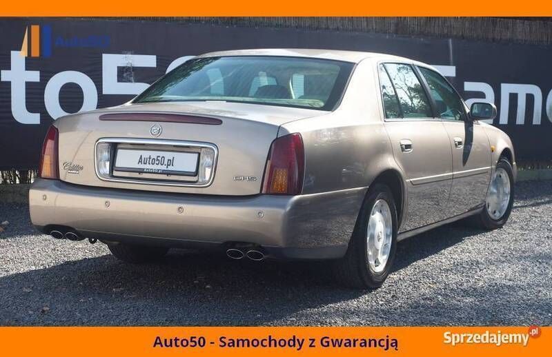 Używany 2001 Cadillac Deville | 39 900 zł - Obraz 1/4