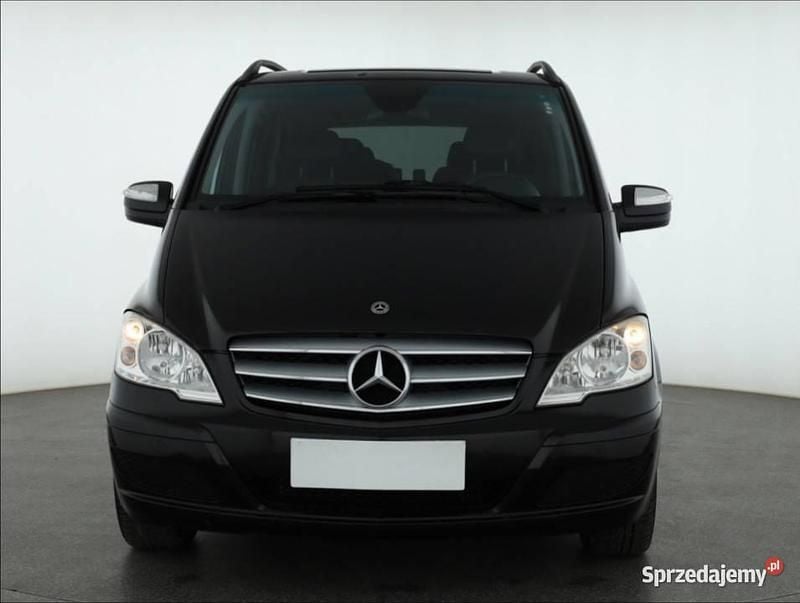 Używany Mercedes Viano 2011 Czarny Minivan