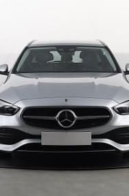 Używany Mercedes A200 200 KM (147 kW) 2021 Srebrny Kombi