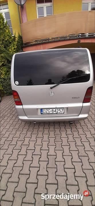 Srebrny Używany 2003 Mercedes Vito Minivan | 12 600 zł - Obraz 1/4