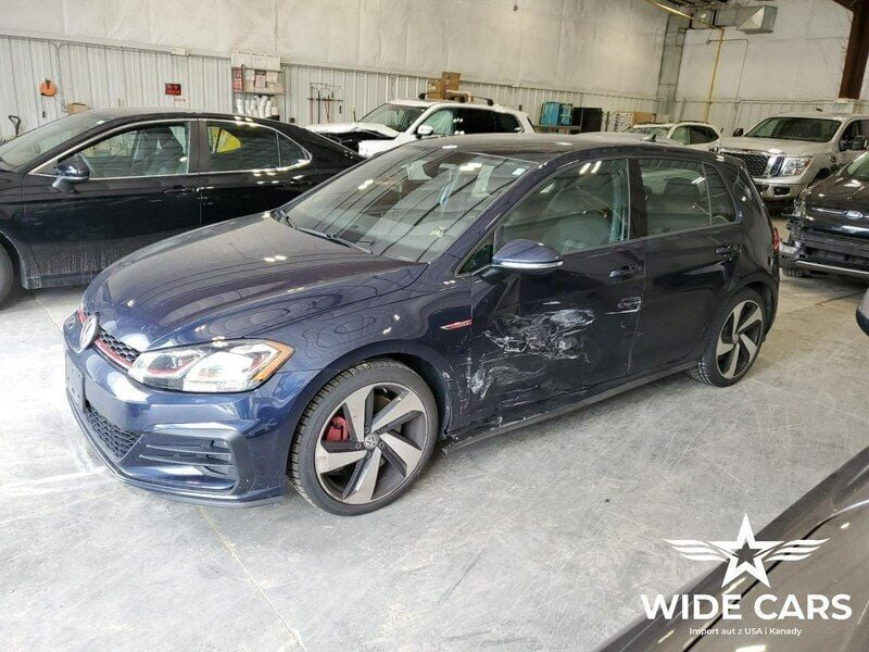 Niebieski (metalik) Używany 2018 VW Golf VII GTI Hatchback | 46 100 zł - Obraz 1/4