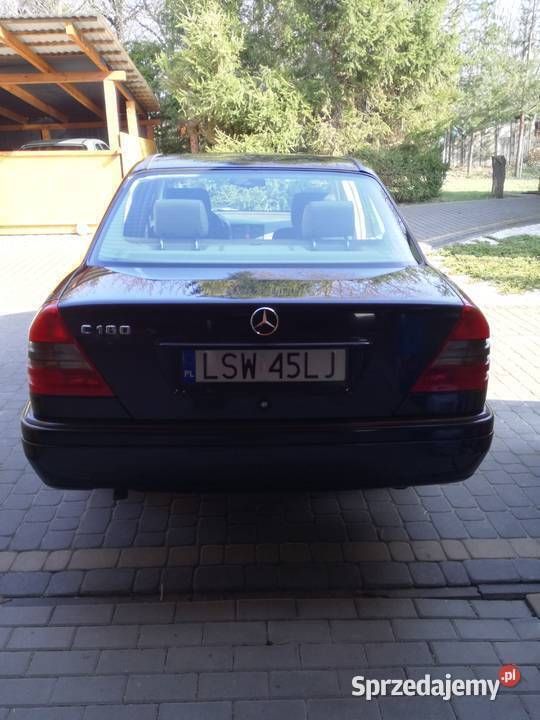 Używany Mercedes C180 1995 Czarny Sedan/Limuzyna