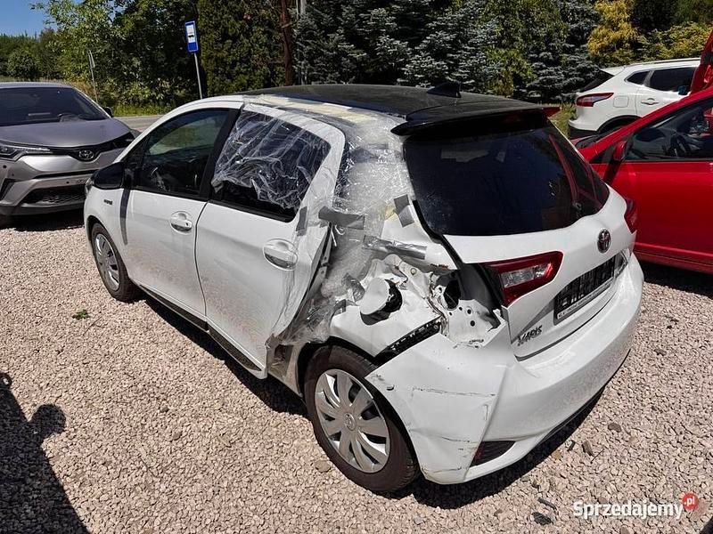 Używany 2019 Toyota Yaris Hybrid Sport Sedan/Limuzyna | 49 500 zł - Obraz 1/4