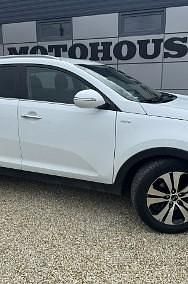 Używany Kia Sportage 136 KM (100 kW) 2011 Biały SUV