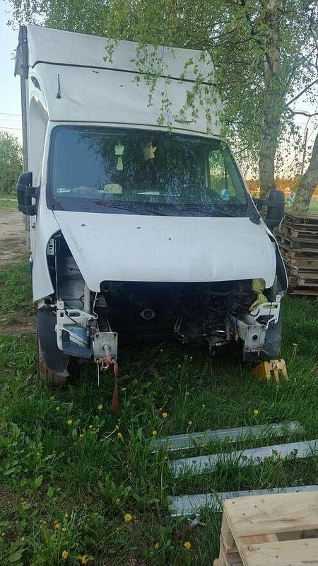Biały Używany 2018 Opel Movano Van | 25 000 zł - Obraz 1/2