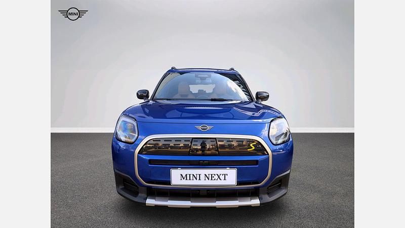 Używany Mini Countryman 225 kW (306 KM) 2024 Blazing blue metalizowany SUV