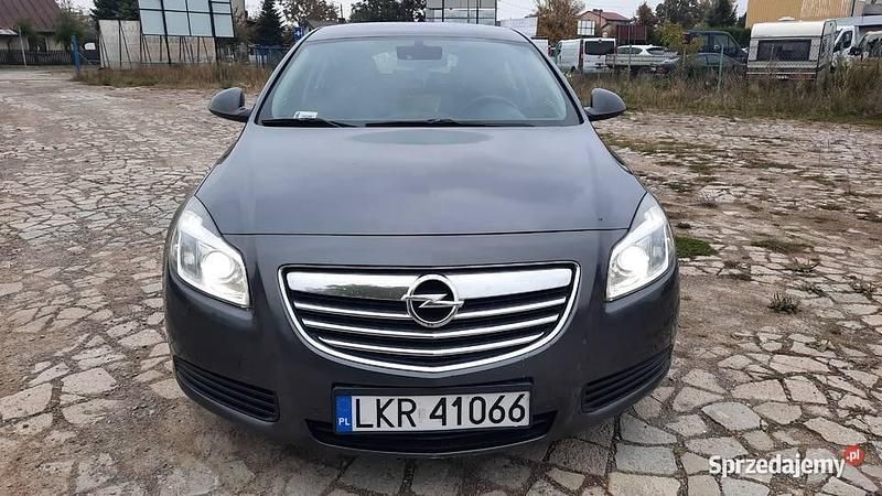 Grafitowy Używany 2009 Opel Insignia Hatchback | 13 900 zł (Uczciwa cena) - Obraz 1/4