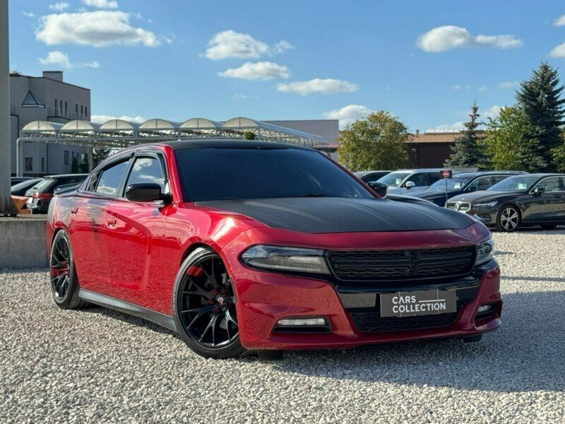 Bordowy (metalik) Używany 2016 Dodge Charger Sedan/Limuzyna | 119 900 zł (Drogi) - Obraz 1/4