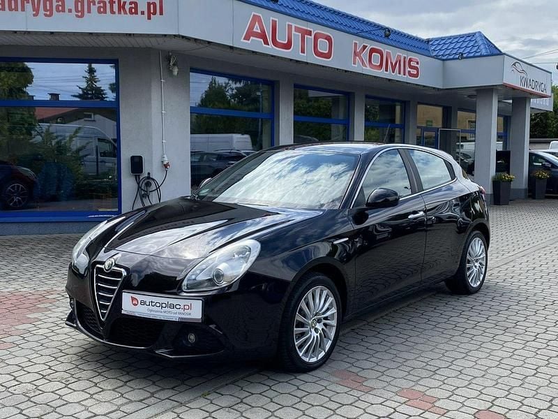 Brązowy Używany 2011 Alfa Romeo Giulietta Hatchback | 27 900 zł (Uczciwa cena) - Obraz 1/4