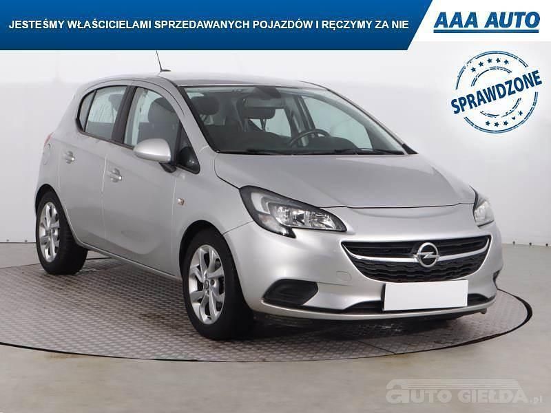 Używany Opel Corsa 2017 Srebrny Hatchback