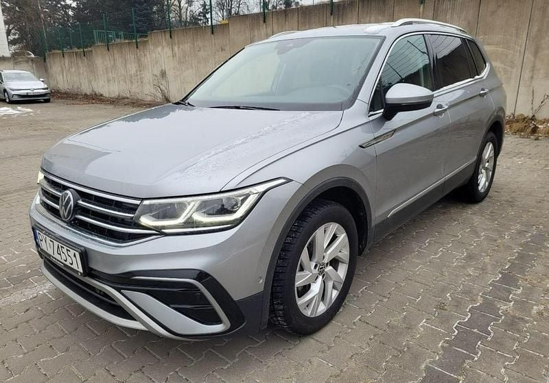 Używany VW Tiguan Allspace 150 KM (110 kW) 2023 Szary SUV