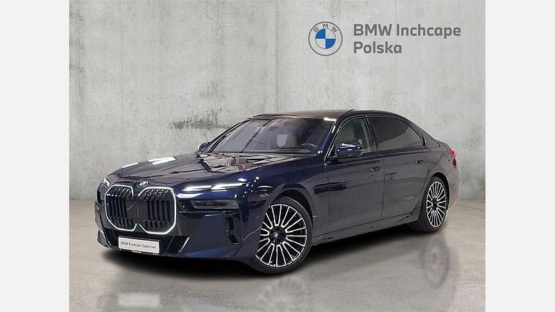 Niebieski tanzanite bmw individual metalizowany Używany 2024 BMW 740 Comfort Edition Sedan/Limuzyna | 499 900 zł (Drogi) - Obraz 1/3