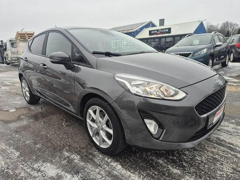 Używany Ford Fiesta 100 KM (73 kW) 2017 Szary Hatchback