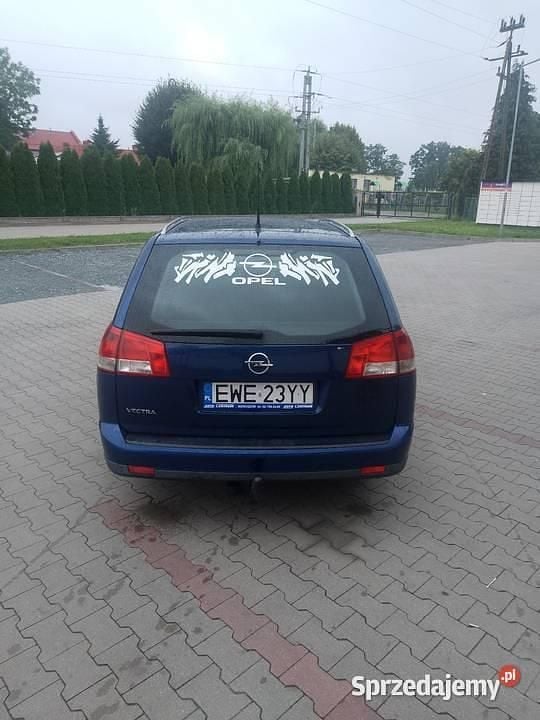 Niebieski Używany 2005 Opel Vectra Kombi | 5900 zł (Uczciwa cena) - Obraz 1/4
