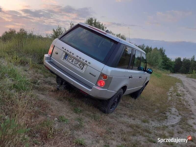 Srebrny Używany 2004 Land Rover Range Rover Vogue SUV | 45 900 zł - Obraz 1/4