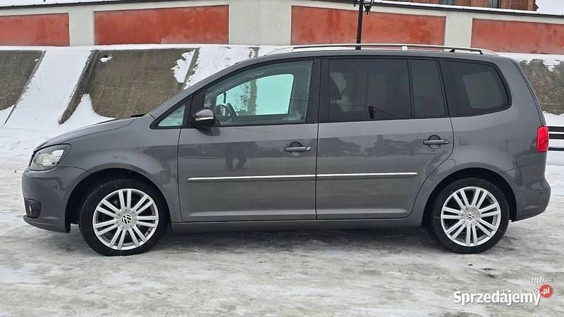 Używany VW Touran Highline 2010 Minivan
