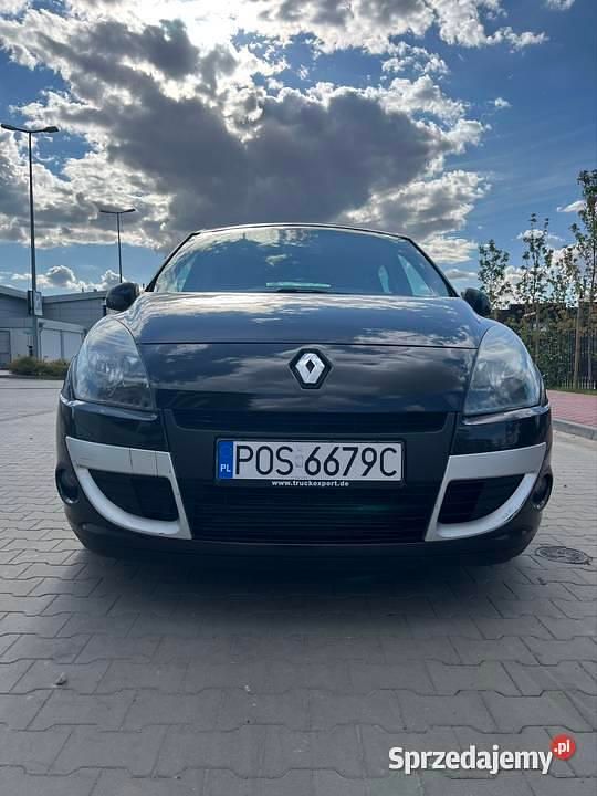 Czarny Używany 2009 Renault Scénic III Minivan | 10 500 zł (Drogi) - Obraz 1/4