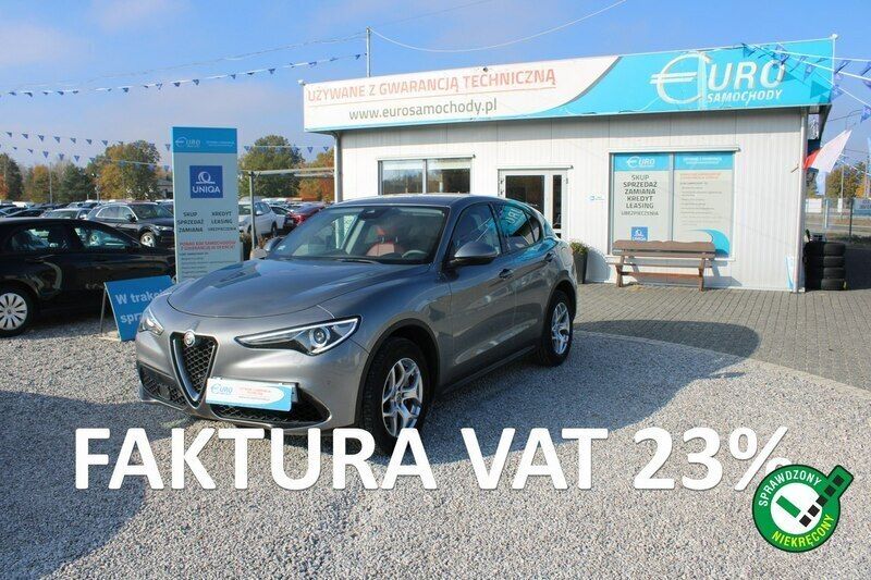 Szary Używany 2017 Alfa Romeo Stelvio SUV | 71 463 zł (Super Cena) - Obraz 1/4