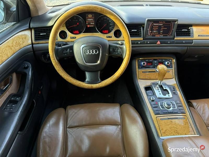 Używany Audi A8 326 KM (239 kW) 2005 Zielony Sedan/Limuzyna