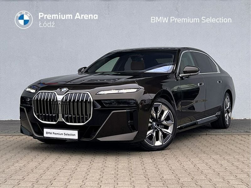 Lakierowanie bmw individual (cena do ustalenia) Używany 2024 BMW 740 Comfort Edition Sedan/Limuzyna | 599 900 zł (Drogi) - Obraz 1/3