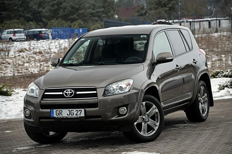 Używany Toyota RAV4 150 KM (110 kW) 2009 Szary SUV
