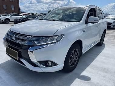 Biały Używany 2017 Mitsubishi Outlander P-HEV SUV | 67 900 zł (Uczciwa cena) - Obraz 1/4