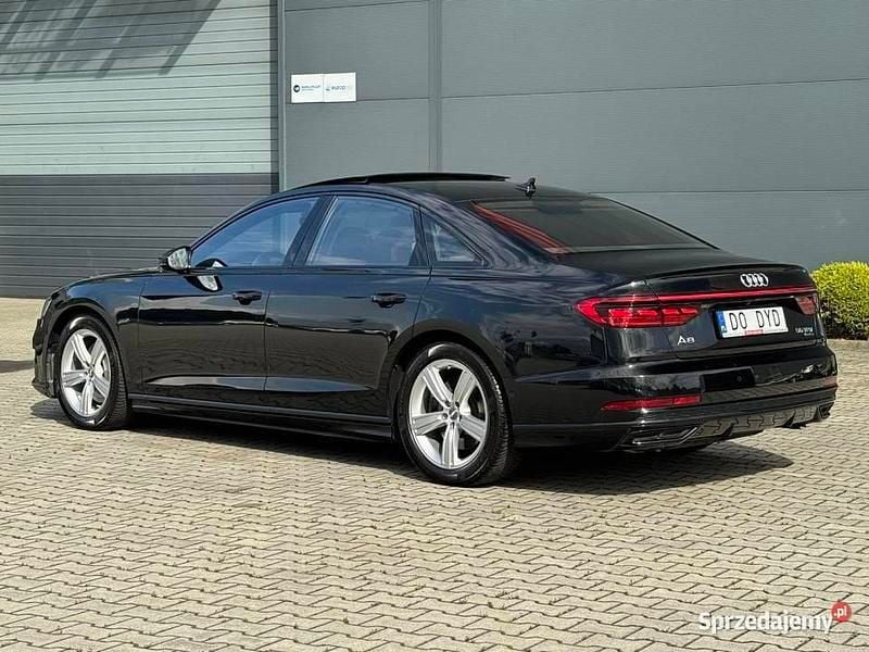 Czarny Używany 2019 Audi A8 Sport Sedan/Limuzyna | 222 000 zł - Obraz 1/4