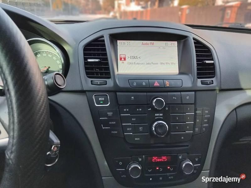 Używany Opel Insignia 140 KM (102 kW) 2013