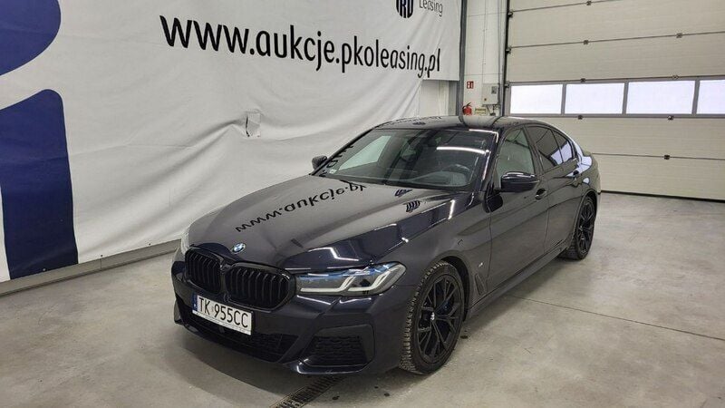 Czarny (metalik) Używany 2022 BMW 530 M Sport Sedan/Limuzyna | 200 000 zł (Uczciwa cena) - Obraz 1/4