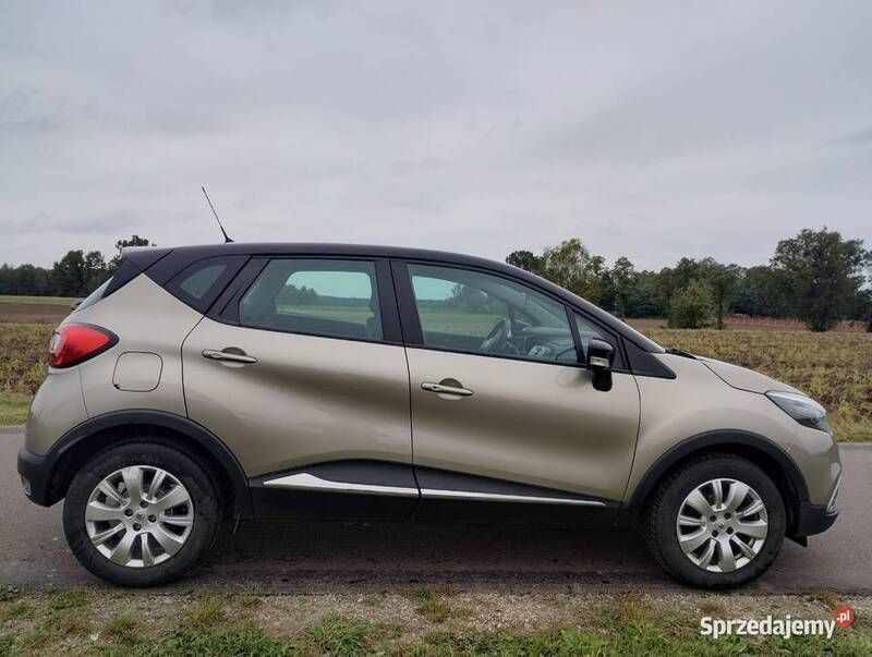 Złoty Używany 2015 Renault Captur SUV | 34 400 zł (Uczciwa cena) - Obraz 1/4