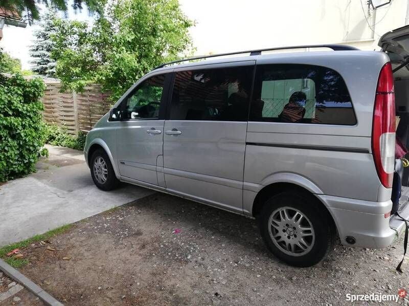 Używany Mercedes Viano 2003 Srebrny Minivan