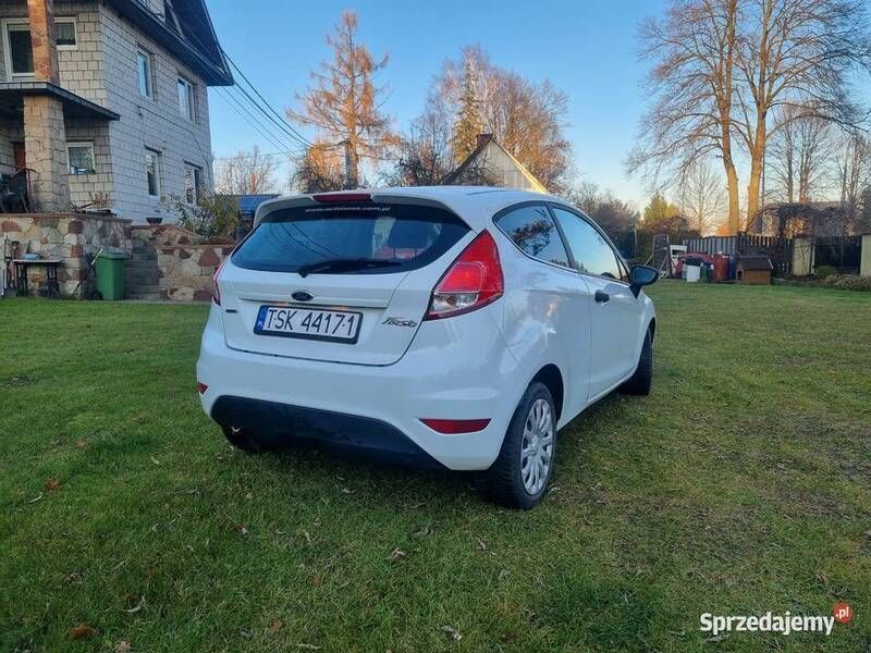 Biały Używany 2013 Ford Fiesta Hatchback | 11 500 zł (Uczciwa cena) - Obraz 1/4