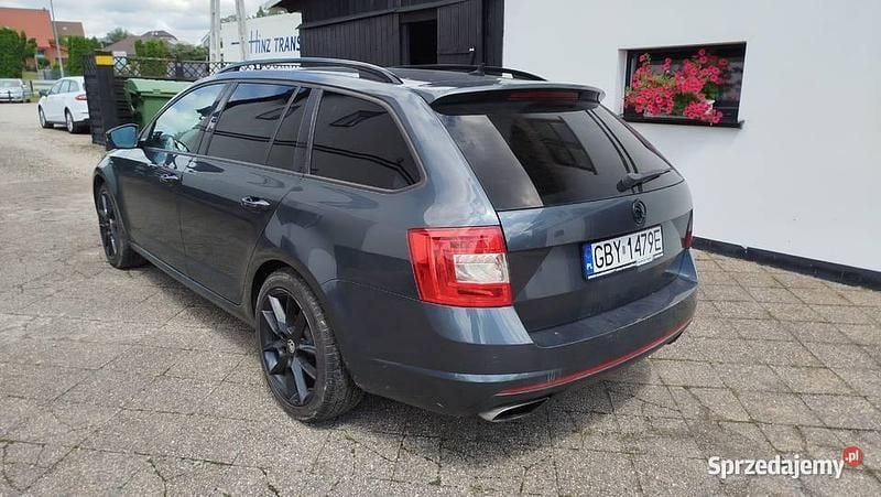 Używany Skoda Octavia vRS 184 KM (135 kW) 2014 Szary Kombi