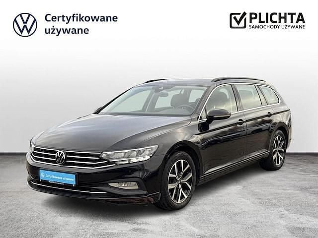 Używany 2023 VW Passat Kombi | 89 900 zł (Dość drogi) - Obraz 1/4