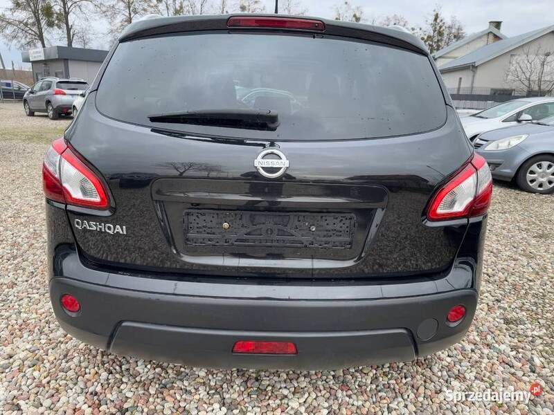 Używany Nissan Qashqai 141 KM (103 kW) 2011 Czarny SUV