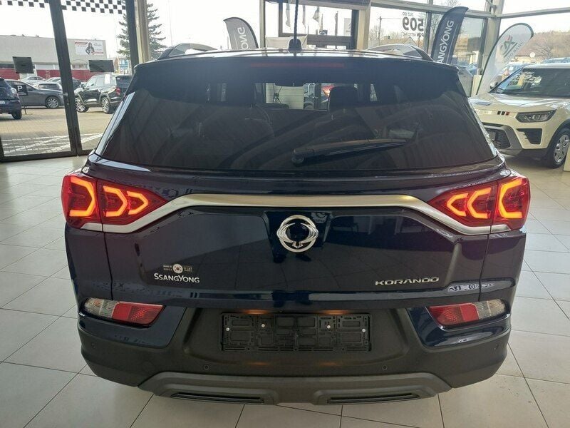 Używany Ssangyong (KGM) Korando 163 KM (119 kW) 2022 Niebieski ciemny (metalik) SUV