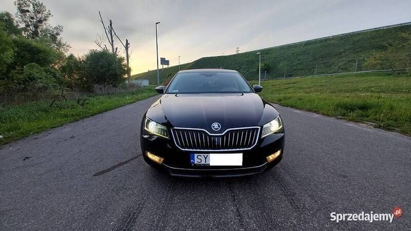 Używany 2016 Skoda Superb | 59 800 zł (Dobra cena) - Obraz 1/4